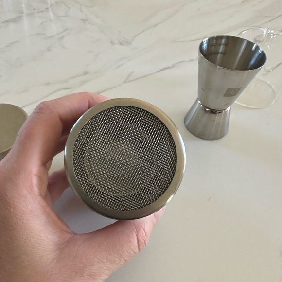 Nespresso Cinnamon Shaker and Jigger - Picture 3 of 5